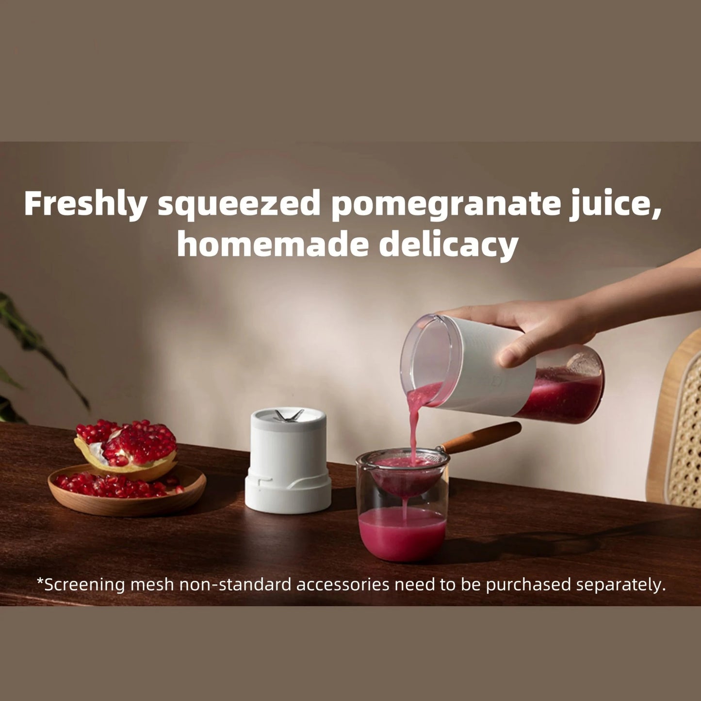GoJuicy Mini Portable Juicer Cup